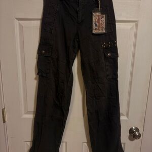 Dollhouse Y2K Studded Brown Wide Leg Cargo Jeans Size 5. Pre-owned Excellent